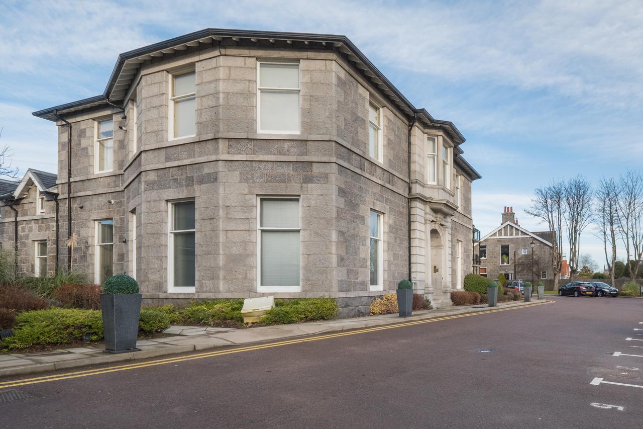 Marks At The Manor Luxury Riverside Apartments - Sleeps Up To 4, With Parking And Sky Tv Aberdeen Exterior photo